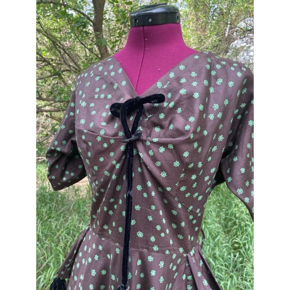 Vintage 1940s Brown Polished Cotton Floral Dress Art Deco - Picture 7 of 16
